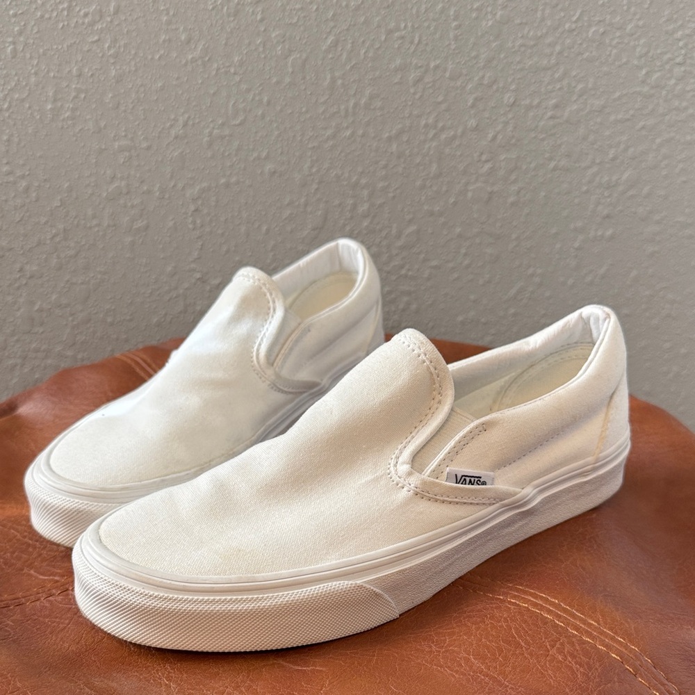 Vans Womens White Slip-On